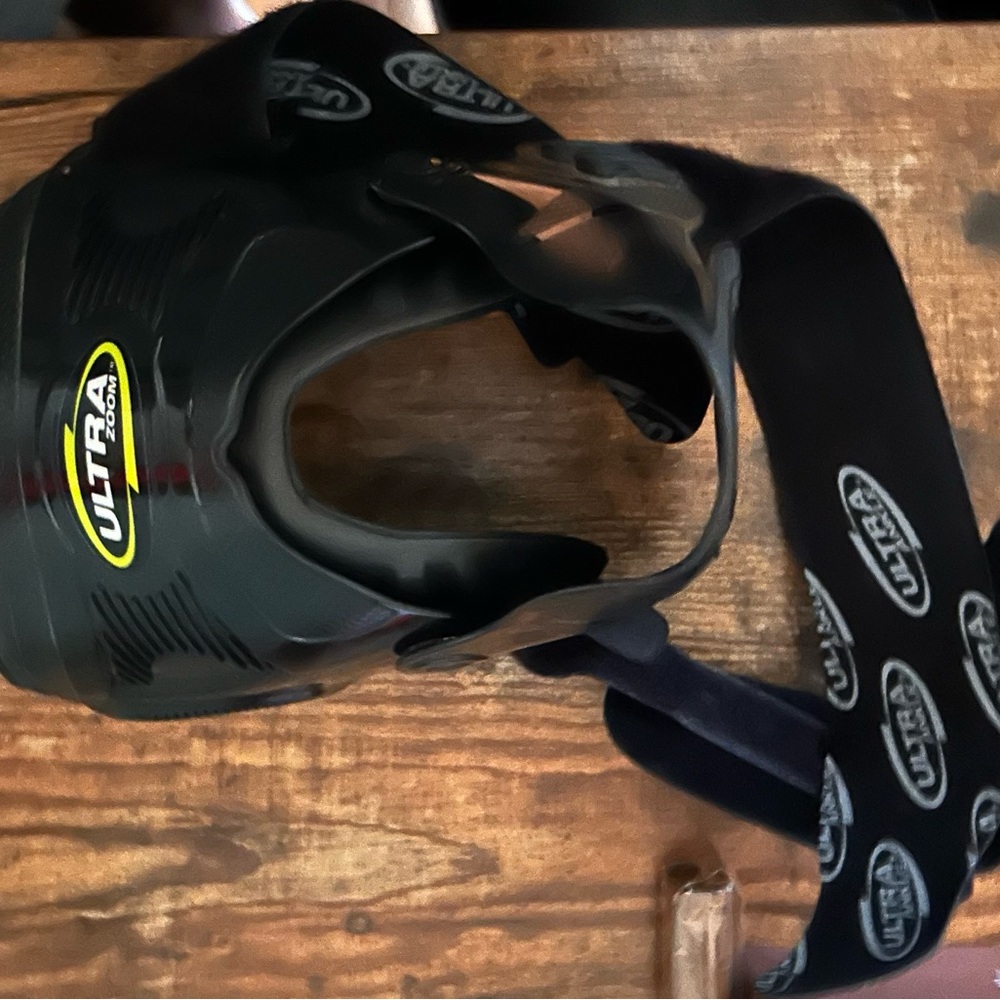 Ultra Zoom Ankle Brace- sm/m